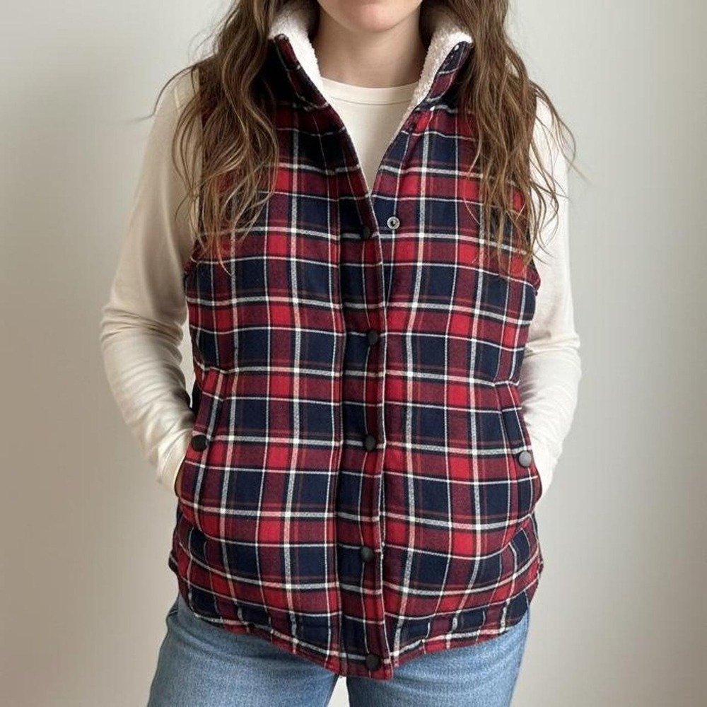 Skies Are Blue Plaid Sherpa Lined Puffer Vest – XS